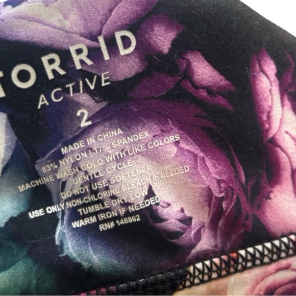 Torrid Low-Impact Wireless Strappy Back Active Sports Bra -2x - Picture 6 of 6